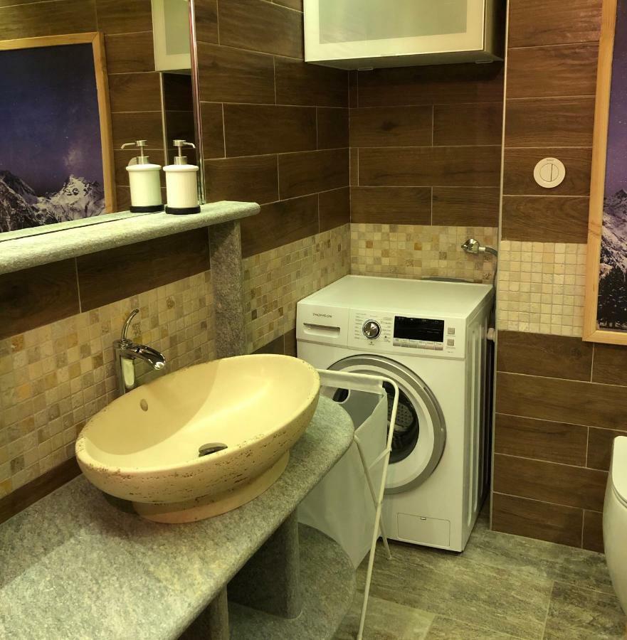 Le Joli Nid Apartment Лес дьо Алпс Екстериор снимка